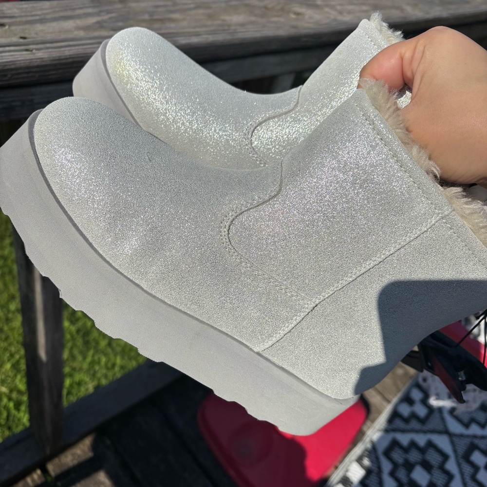Women's Genuine Suede Platform Cozy Boots - Picture 5 of 14